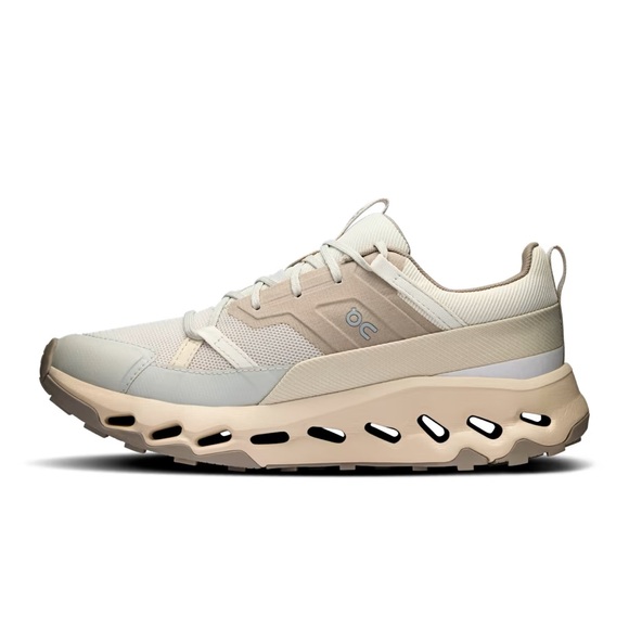 On Running Women's Athletic Shoes in Cream and Tan - Picture 5 of 6